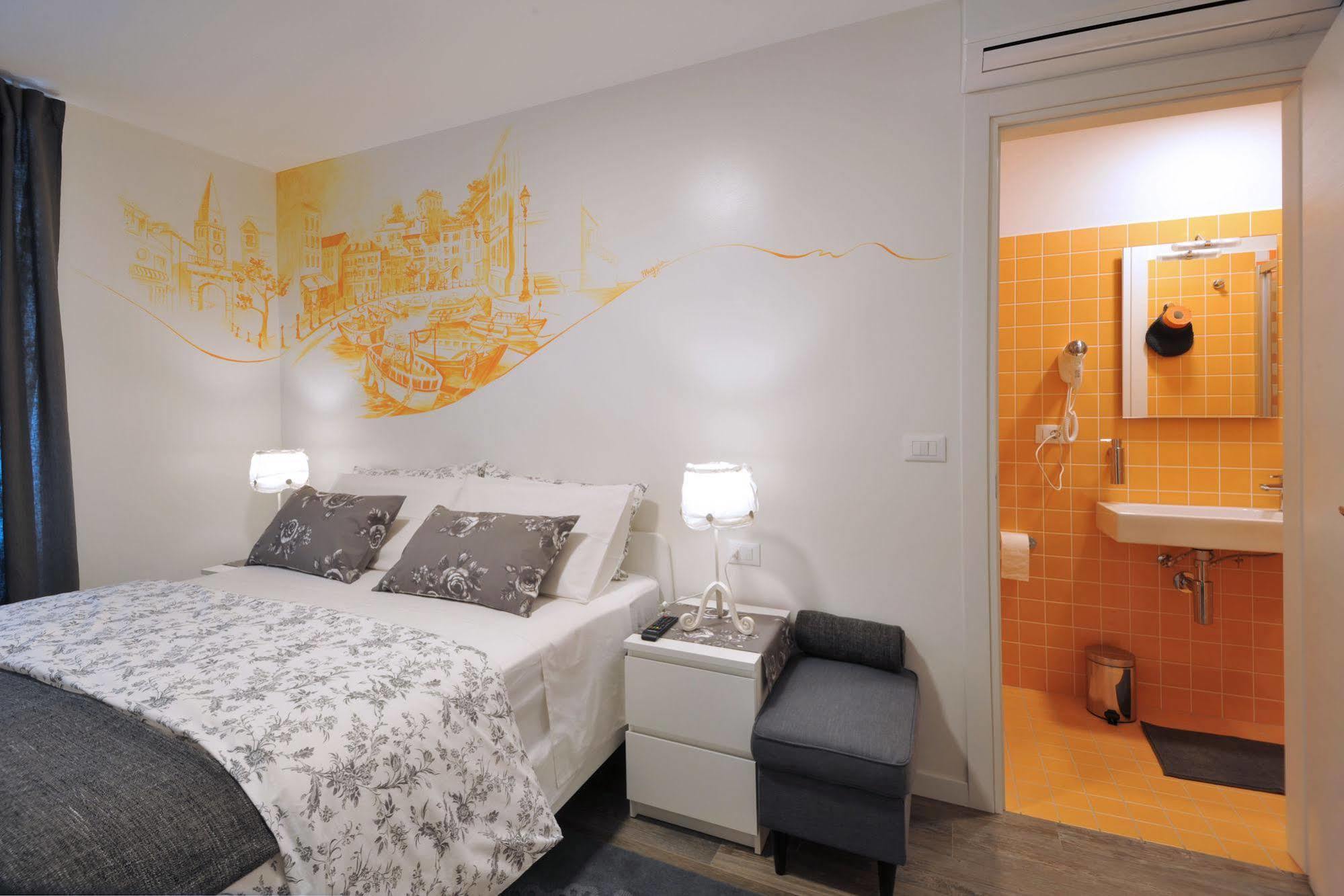 Residenza Corso Saba Hotel Trieste Luaran gambar